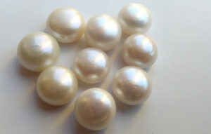 १२ लग्नों के अनुसार मोती धारण